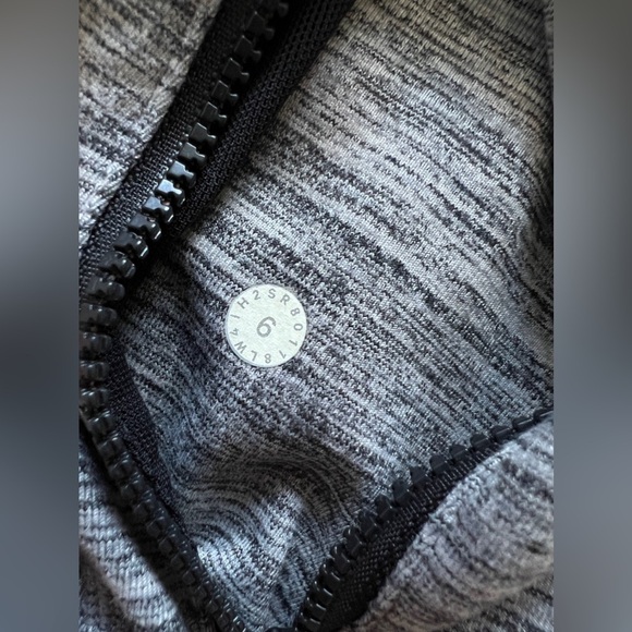 Lululemon Gray Black Define Jacket Full Zip Gorpcore sport Gym Athletic 6 S - Picture 9 of 11